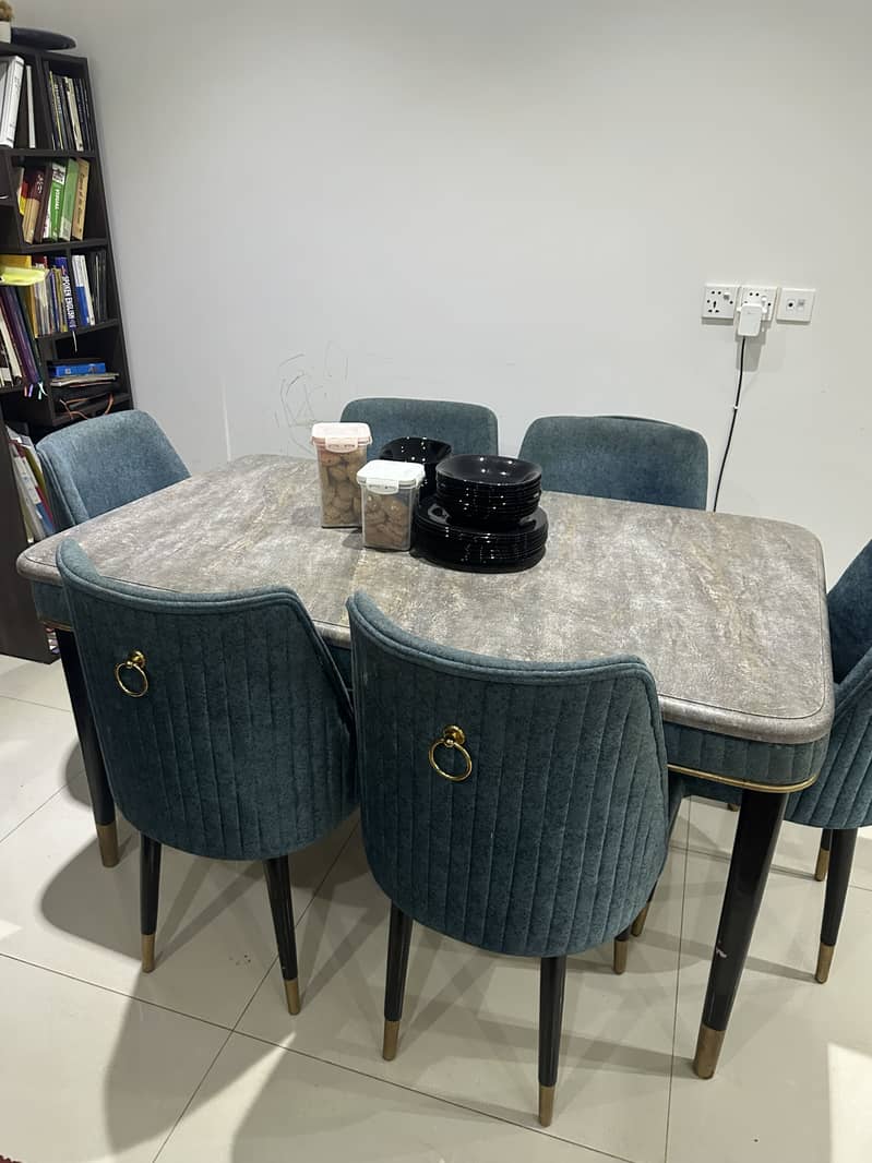 Dinning Table 7