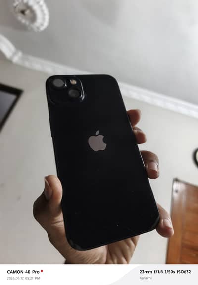 Apple iPhone 13