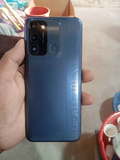 Tecno Spark 8C  2+64