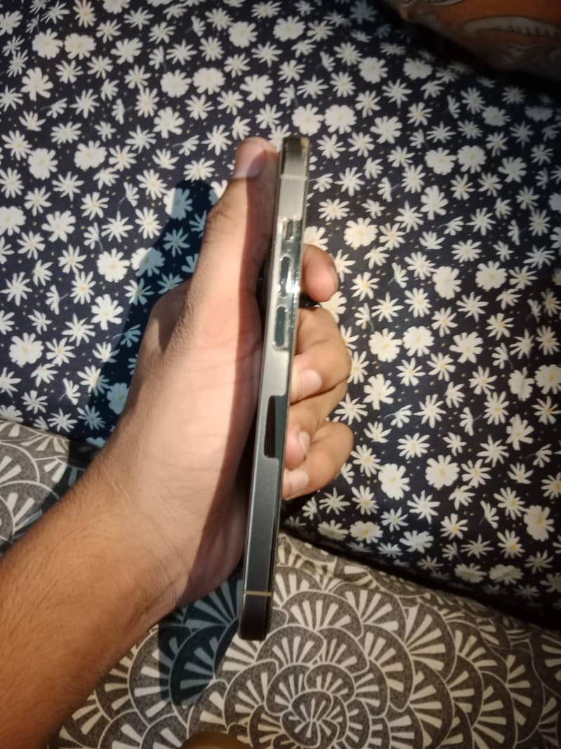 Iphone 14 pro 8