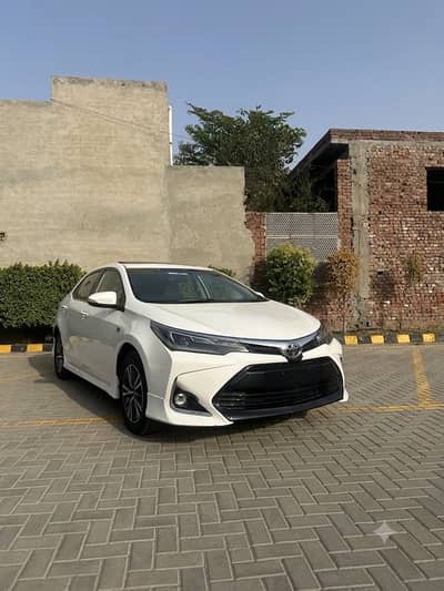 Toyota Altis Grande 2021