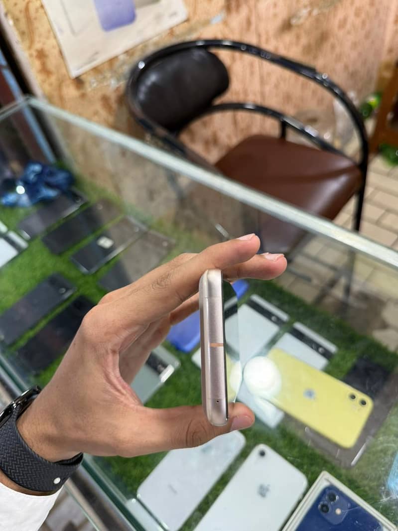 Google Pixel 8 1