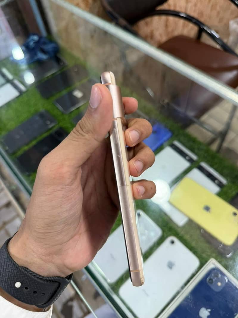 Google Pixel 8 5
