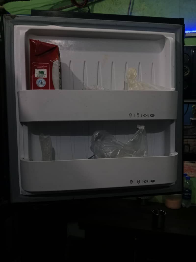 orient fridge 1