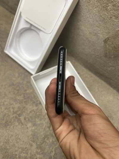Apple iPhone SE 2022