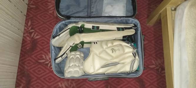 Cricket Kit With A Suitcase & Free Hard Bowl