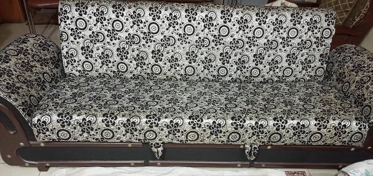 sofa comebed 1