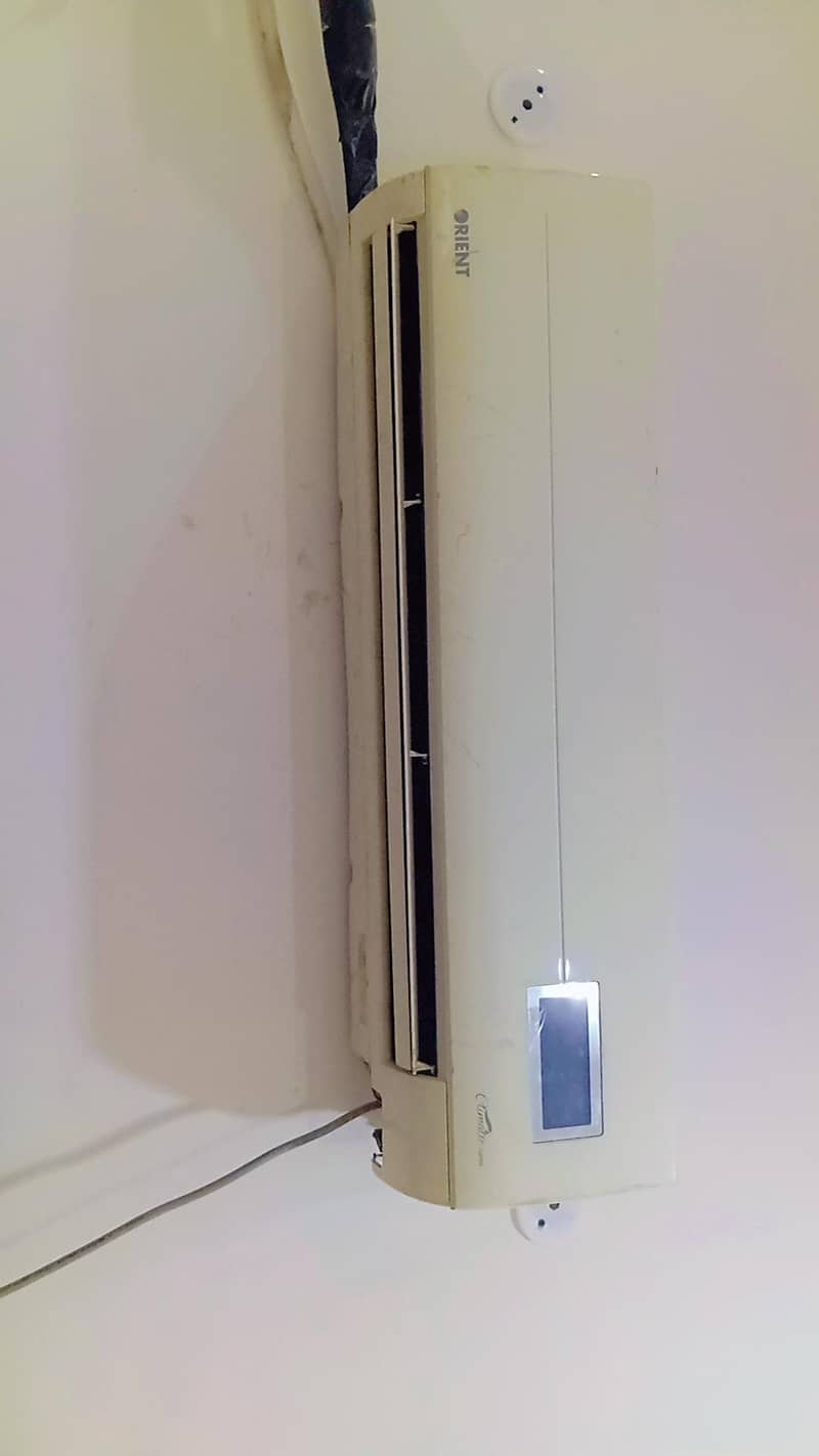 ORIENT SPLIT AC SIMPLE 0