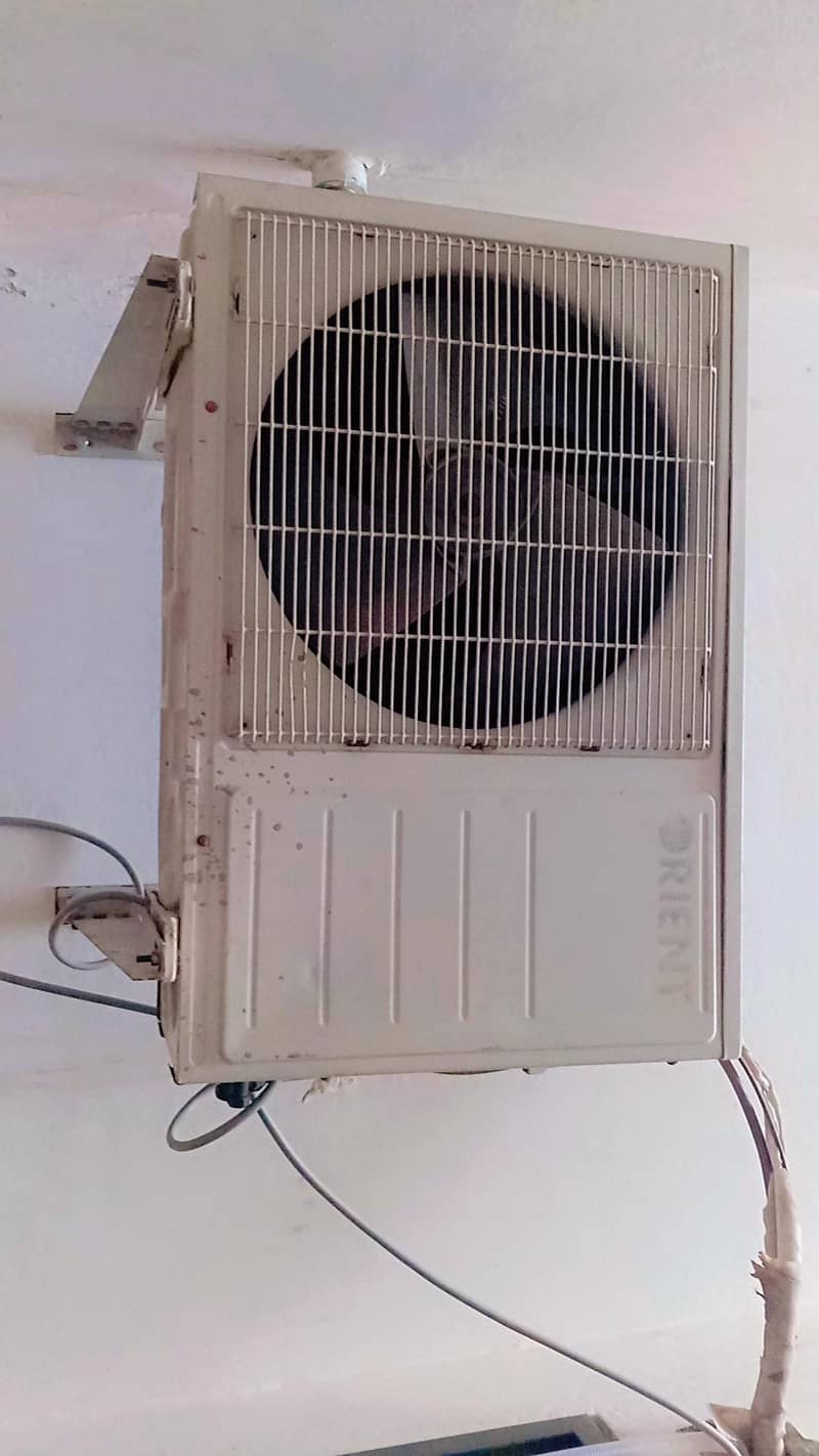 ORIENT SPLIT AC SIMPLE 1