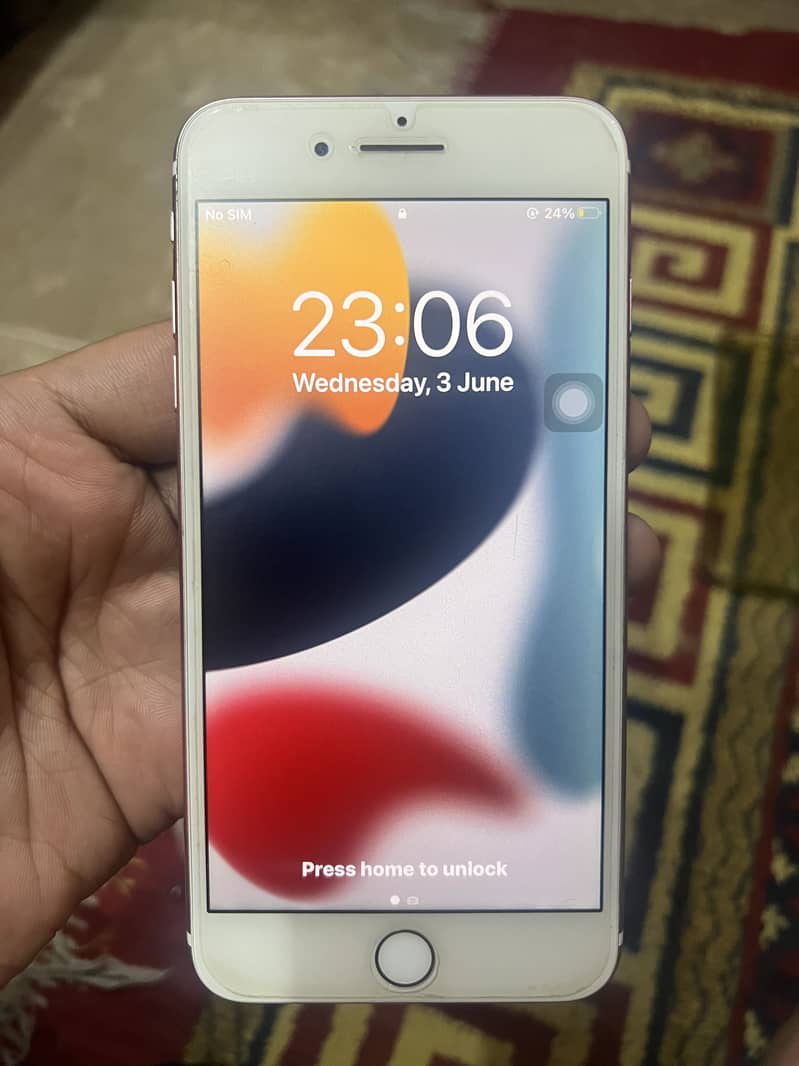 Apple iPhone 7 Plus 4