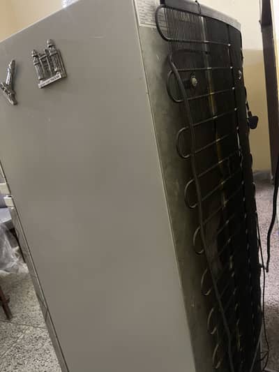 Haier Fridge 253 E