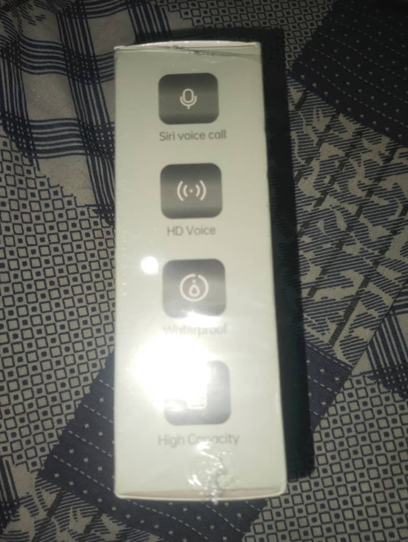 M25 headset 2