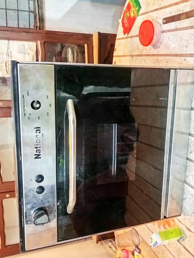 Gas baking oven. Good condition.