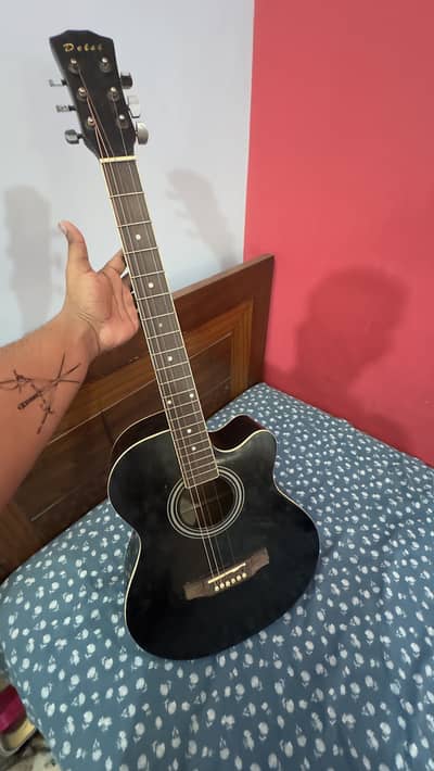 medium size acoustic guitar with truss rod