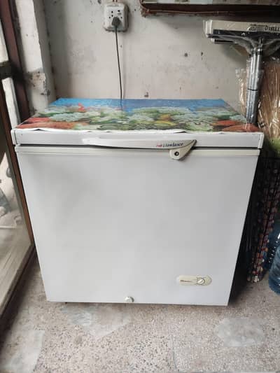 Dawlance DF-300p deep freezer