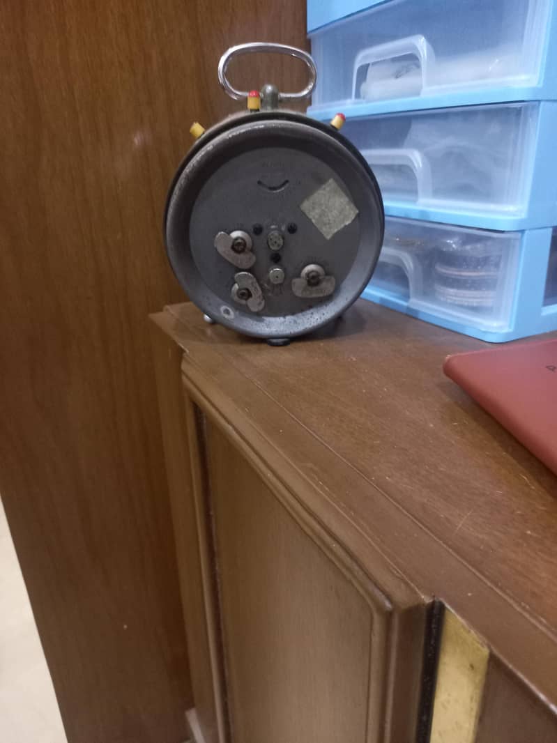 time piece 0