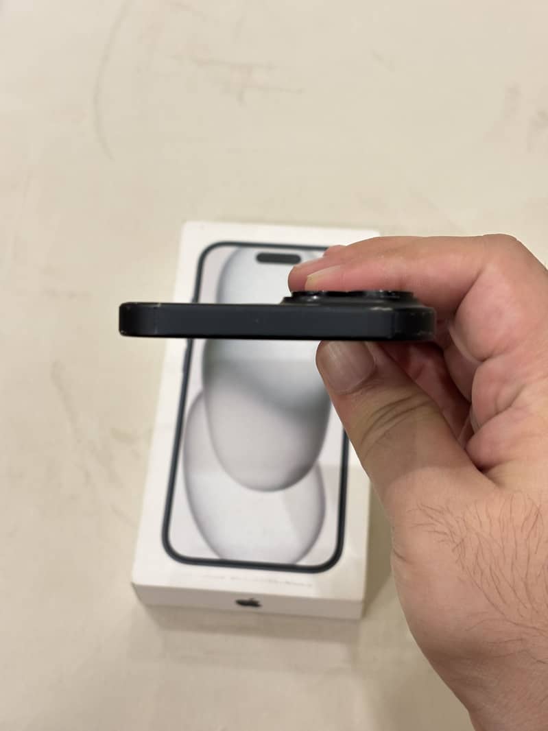 Apple iPhone 15 6
