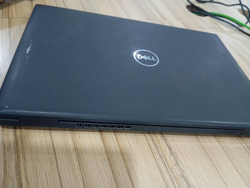 Dell precision 3520 9