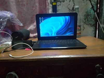 all ok laptop windows 11 pro. oprating