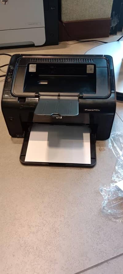 Hp laserjet printer 1102w(wifi machine)