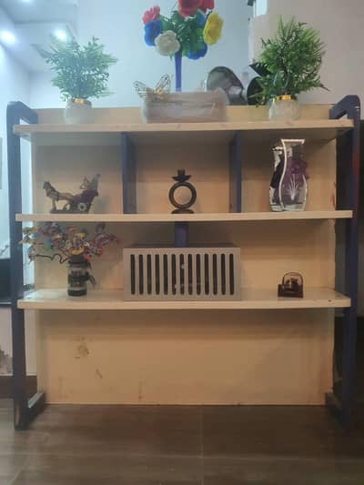book shelve and decoration shelve
