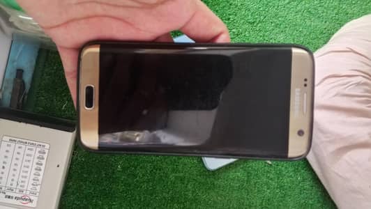 s7 edge f model