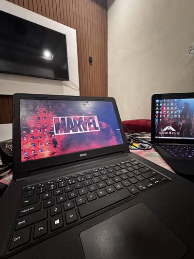 Dell vostro 3468 i7 7th gen 8gb RAM