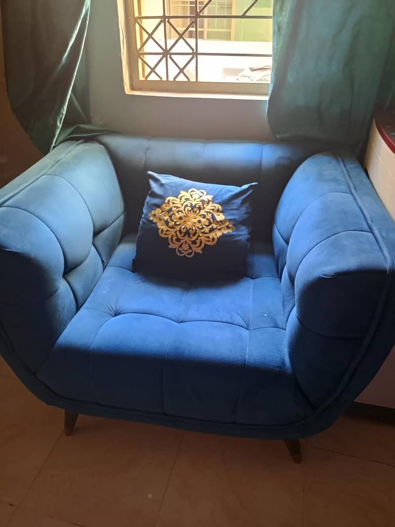 sofa set with table 1