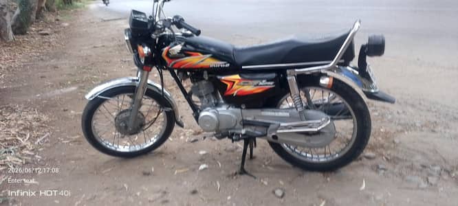 Honda 125 for sale model 2021 Bio matric on the spot 03270344219