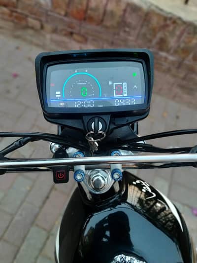 Honda CG 125 modified 2000 driven 03097000352 whatsapp