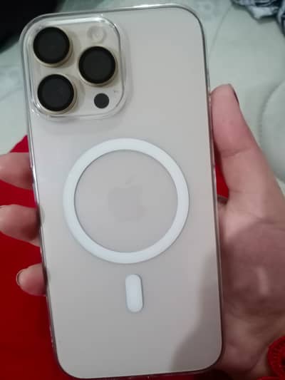 Apple iPhone 16 Pro Max
