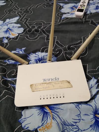 tenda router 3 antenna behtreen parfomance