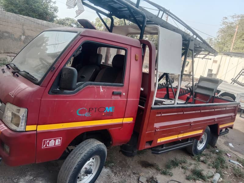 کراچی میں ماسٹر فارلینڈ اور ماسٹر فوٹون ٹرک برائے فروخت۔ 5