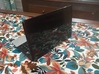 Accer laptop E1-571  for sale i3 . . . 3rd genration