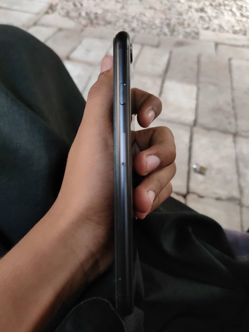 Apple iPhone SE 3
