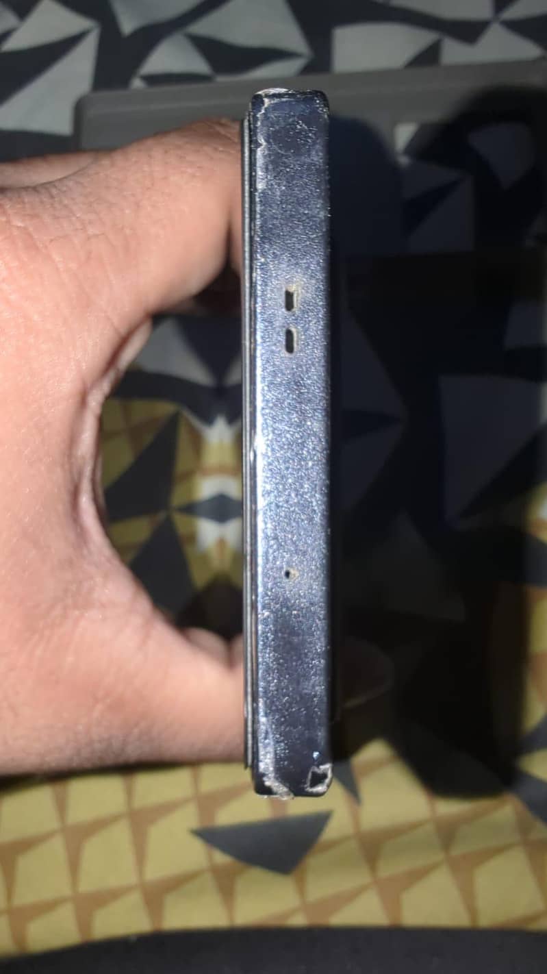 Infinix Note 40 4