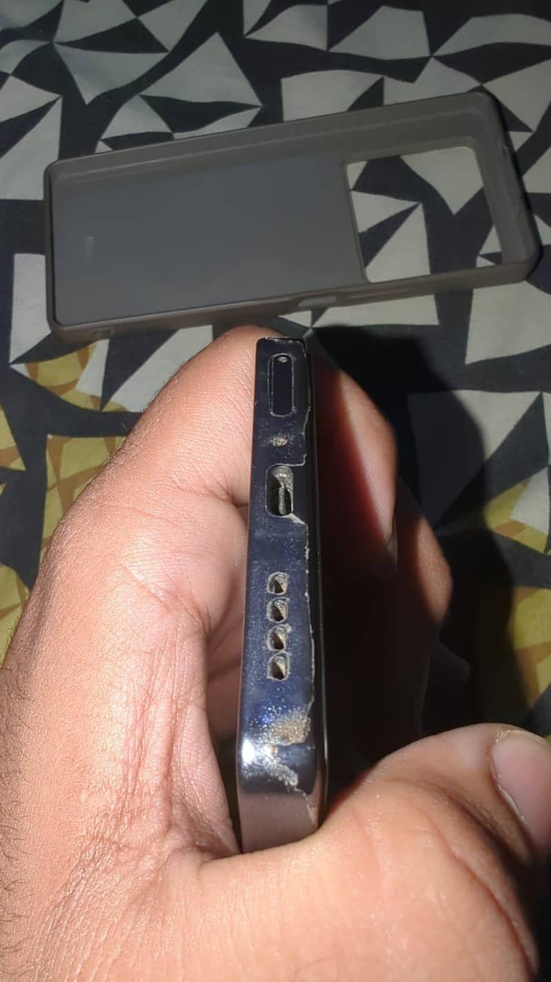 Infinix Note 40 5