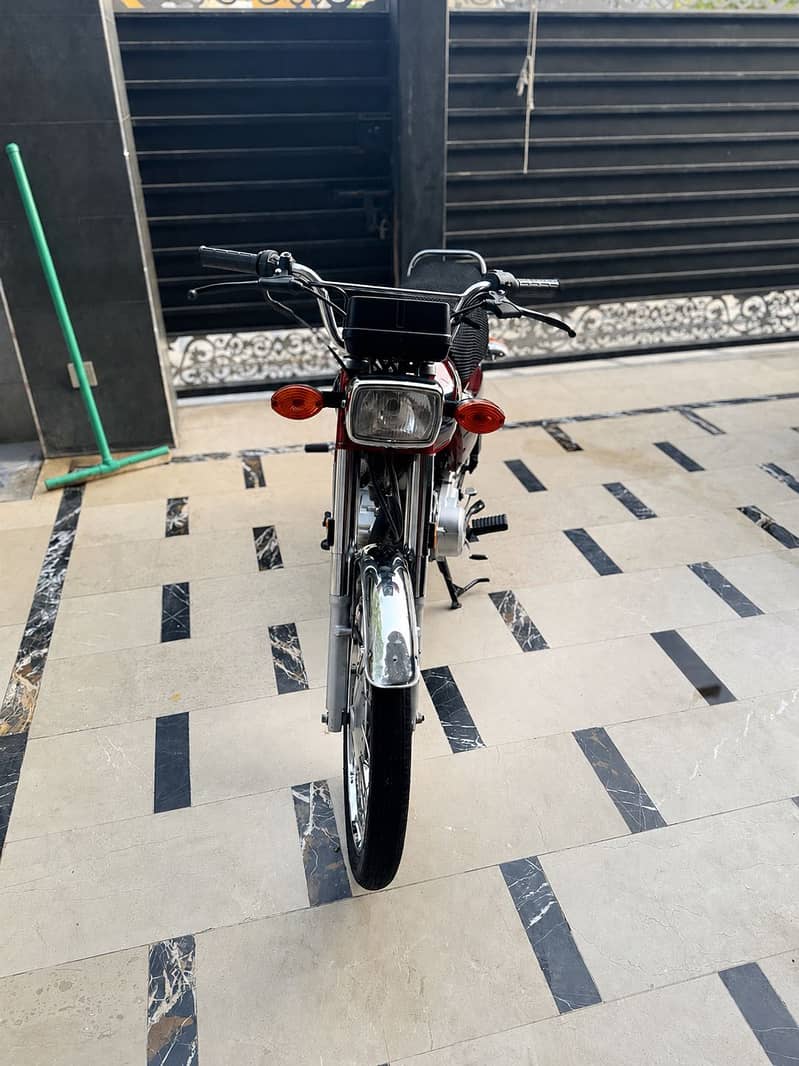 CG 125 0