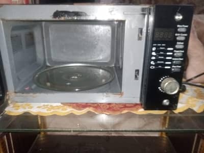 microwave oven