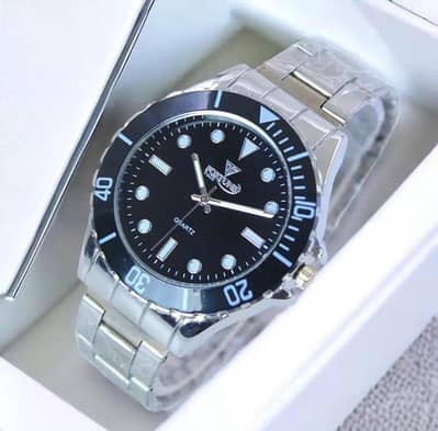 Luxury Silver Black Dial Men's Quartz Watch