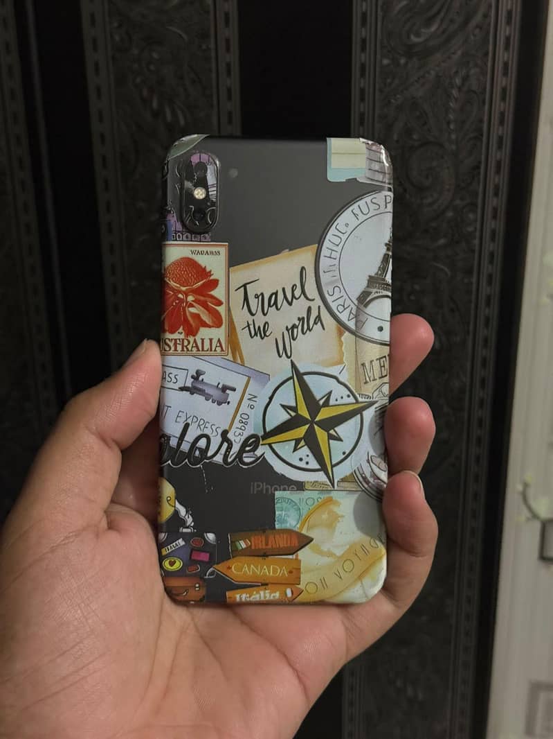 Apple iPhone X 4