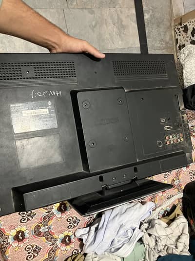 Aquis led 32 inch for sale