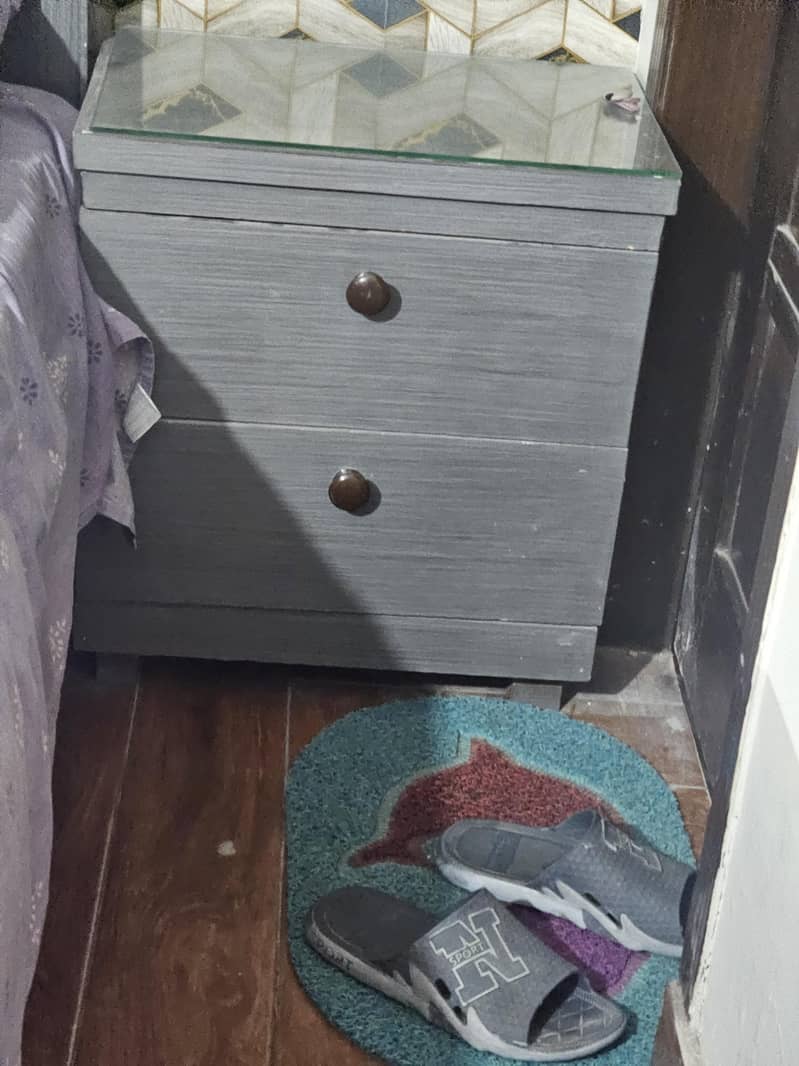 two single beds 5