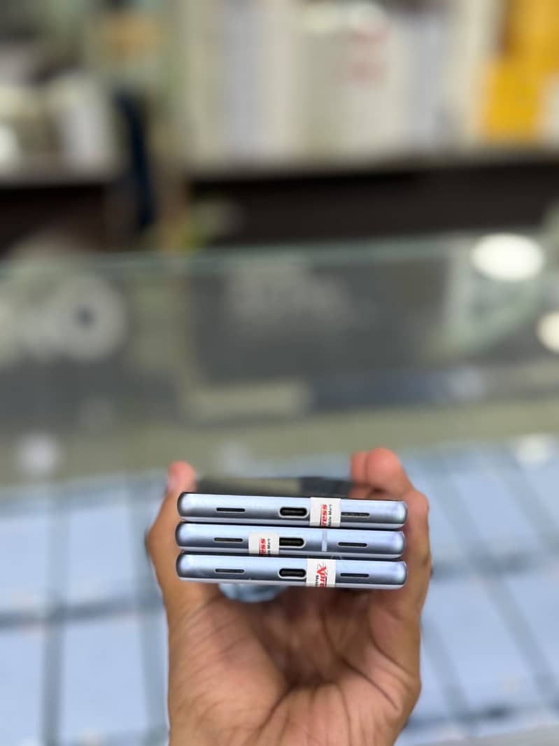 Google Pixel 7a 4