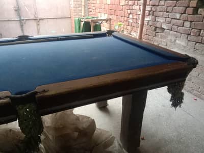 snooker table 3.5 by 6 feet