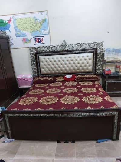 bed+side table+ Mattress