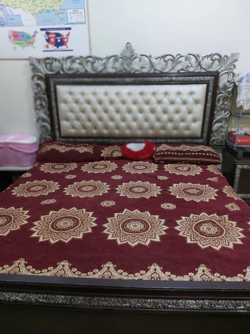 bed+side table+ Mattress 6