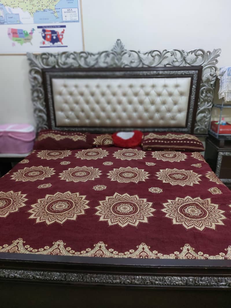 bed+side table+ Mattress 13