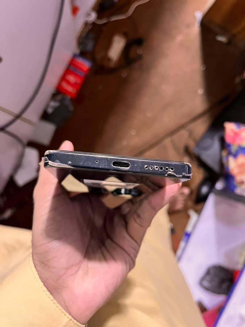 REDMI NOTE 13 PRO 4