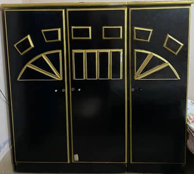 Almari & Divieder For Sale